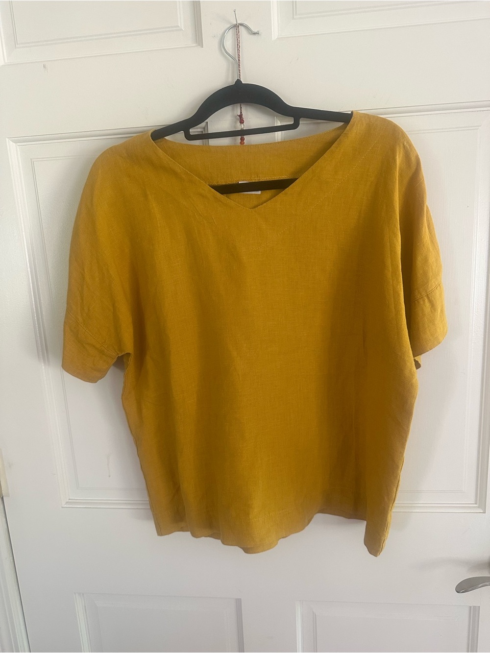 Vintage LenOk Mustard Yellow V-Neck Linen Top Size small Pit to pit 23” L 23”
